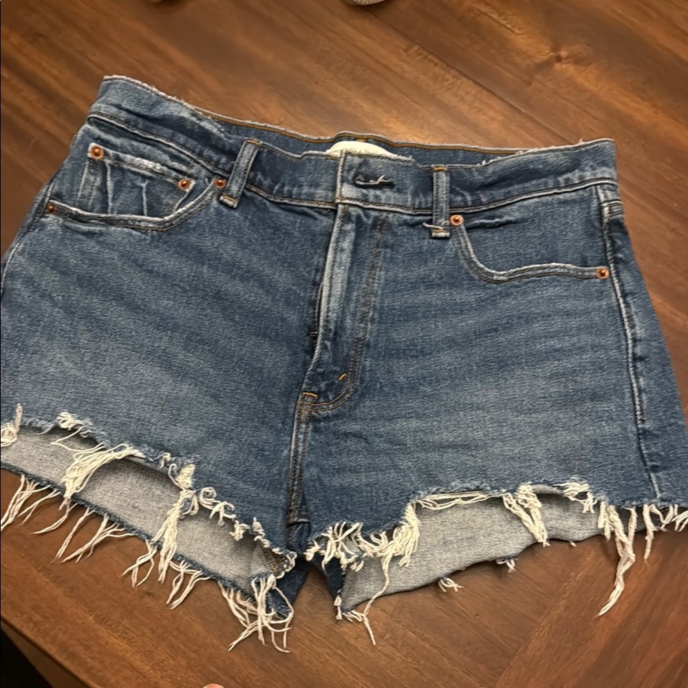 Abercrombie & Fitch The Mom Short, Mid Rise